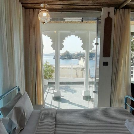 Paddy'S Loft The Lake View Hostel 烏代浦 外观 照片