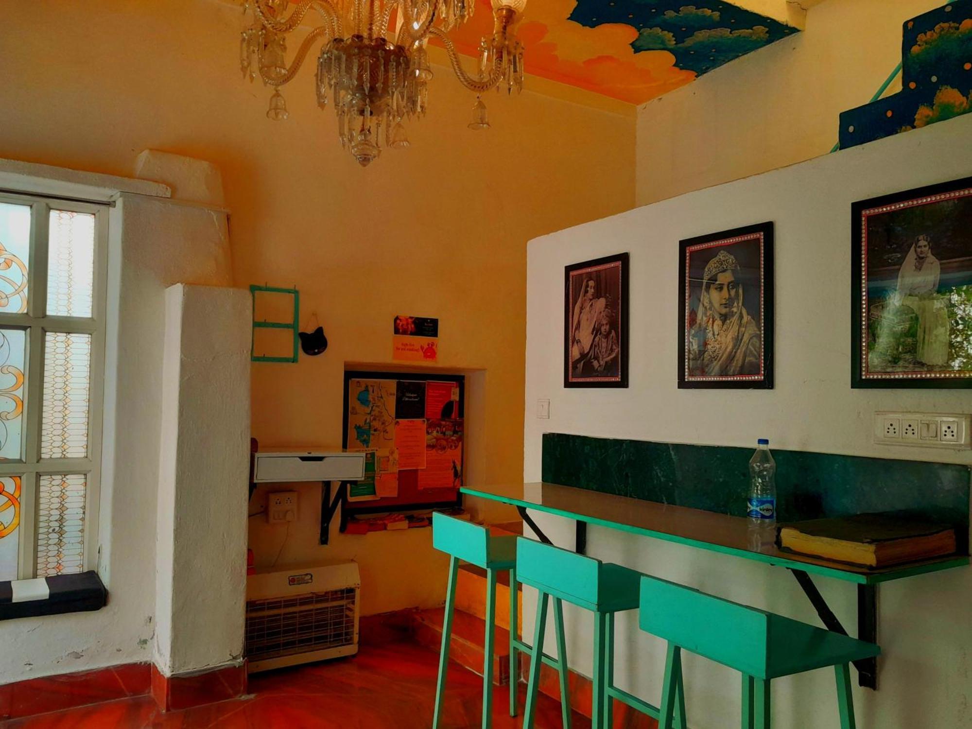 Paddy'S Loft The Lake View Hostel 烏代浦 外观 照片